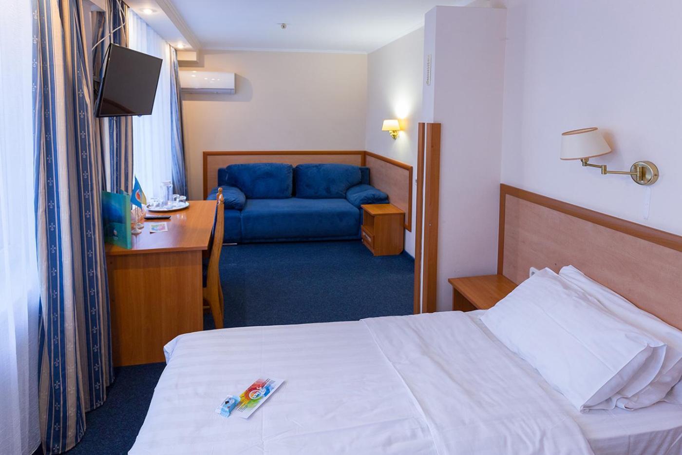 Truskavets 365 Hotel エクステリア 写真